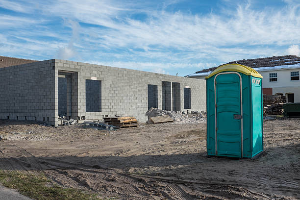 Best Porta potty delivery and setup  in Bacliff, TX